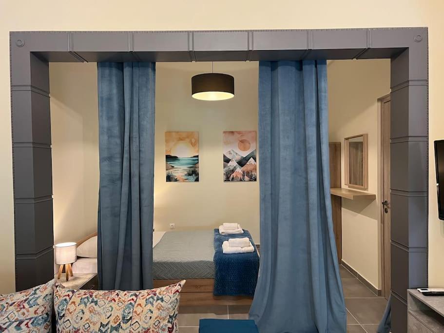 Spacious And Beautiful House 피레아스 외부 사진