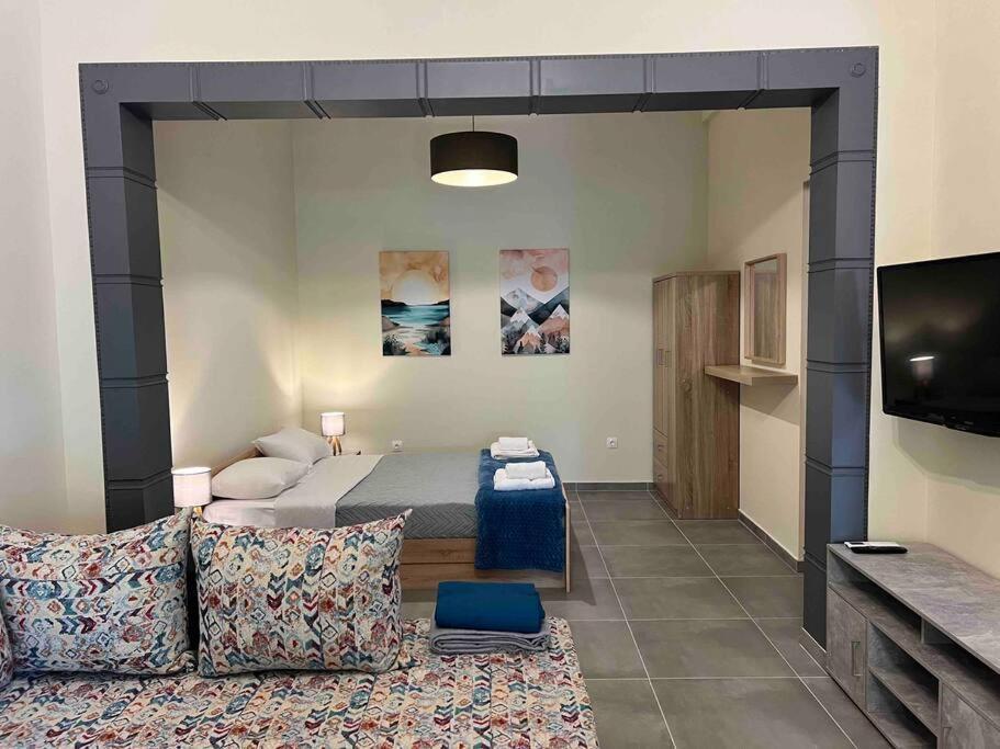 Spacious And Beautiful House 피레아스 외부 사진