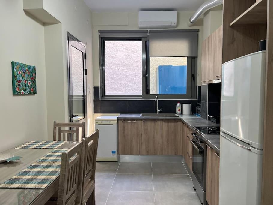 Spacious And Beautiful House 피레아스 외부 사진